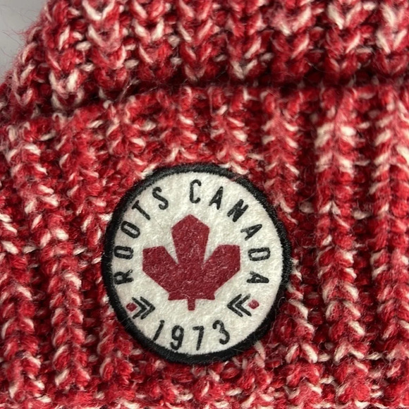 ROOTS Kids Fisherman Cuff Beanie Red White Marled Ribbed Knit Toque OS - Picture 3 of 7